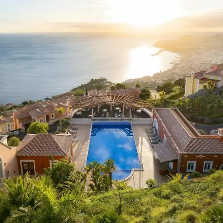 Gasparini Palheiro Village By Madeira